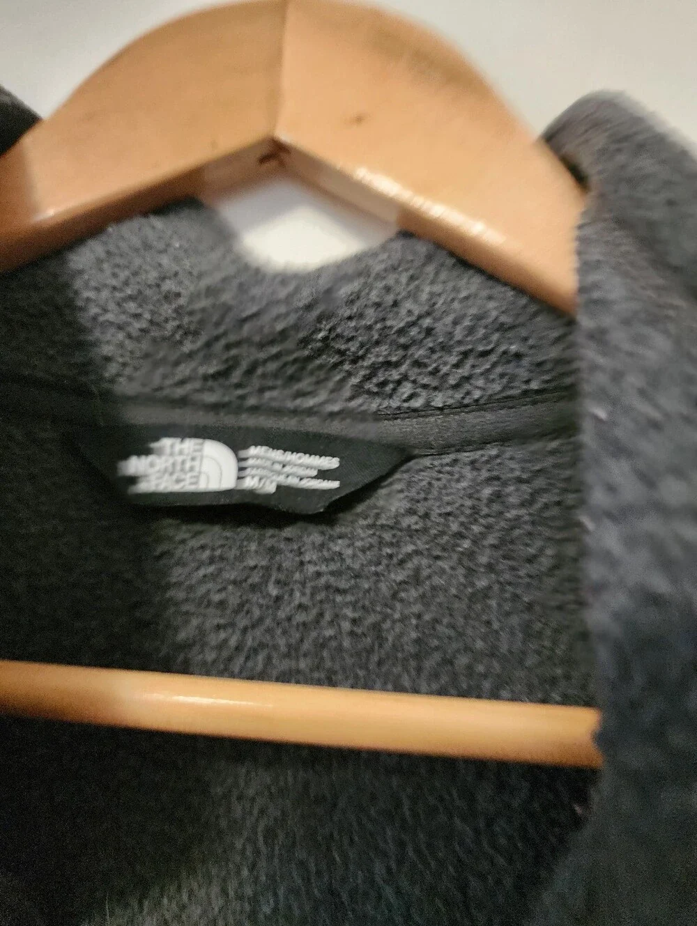 The North Face Men’s Dark Gray Half-Zip Fleece Pullover